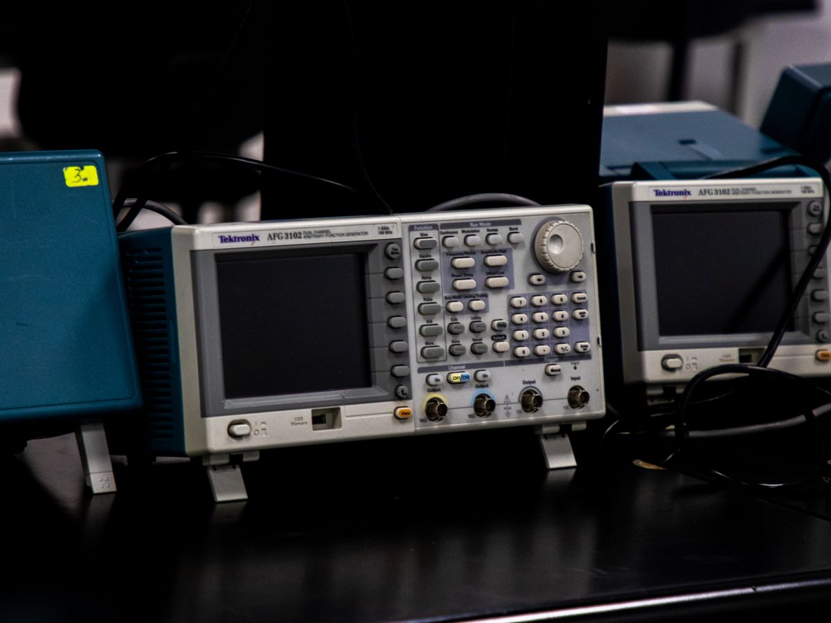 Spectrum analyzer used during electronics diagnostics